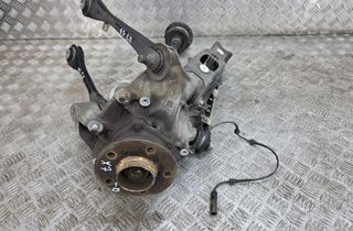 BMW X7 G07 (2018-2024) Moyeu de roue arrière droit 8487518,6878019,22376110,6878030,6878022 32969677