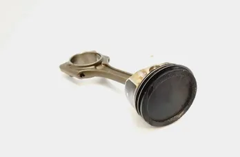 VOLVO XC90 1 generation (2002-2014) Piston 21702837