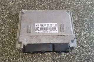 VOLKSWAGEN Fox 3 generation (2009-2020) Calculateur d'unité de commande du moteur 03D906023B 33854701