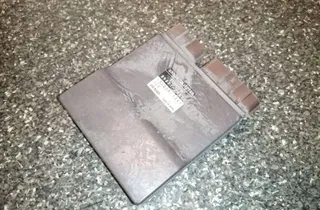 TOYOTA Avensis 1 generation (1997-2003) Calculateur d'injecteurs de carburant 8987120030 33860701