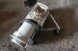 FORD Galaxy 3 generation (2015-2024) Dans la pompe à carburant du réservoir 7m3919050a 33869784