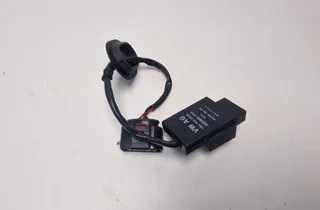 AUDI A3 8P (2003-2013) Contrôle de la pompe à carburant 1K0906093E 31253783