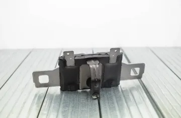 AUDI Q5 FY (2016-2024) Loquet de sécurité du coffre du hayon 80A827507 12045238