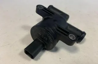 AUDI Q7 4M (2015-2024) Moteur à eau de circulation 4H0121671D 33972152