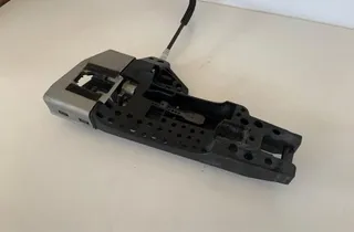 AUDI A6 C6/4F (2004-2011) Cadre de poignée intérieure de porte avant droite 4H1837885 33769697