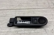 VOLKSWAGEN Passat B5 (1996-2005) Poignée d'ouverture interne arrière gauche 3B0839113 35857604