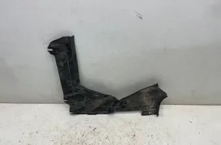 AUDI RS 5 F5 (2017-2024) Cache dessous de caisse côté gauche 8W6825215 30958515