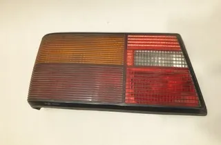 FORD Orion 1 generation (1983-1986) Feu arrière gauche 53358R6, 53358R23, 41212 22569803