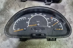 MERCEDES-BENZ Sprinter 1 generation (903) (1995-2006) Compteur de vitesse A0014460721 21879704
