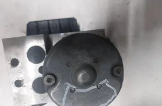 AUDI A8 D3/4E (2002-2010) Pompe ABS 0130108092 34014193