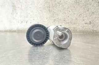 VOLVO C70 2 generation (2005-2013) Tendeur de courroie 30711320 34472838