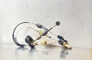 OPEL Astra J (2009-2020) Câbles du mécanisme de changement de vitesse 55563703 34545850