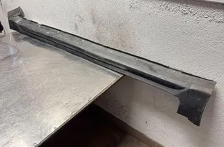 OPEL Antara 1 generation (2006-2015) Couvercle de jupe latérale en plastique côté gauche 22737918 34474565