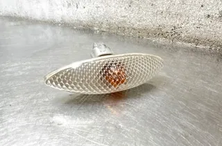 TOYOTA Yaris 1 generation (1999-2005) Clignotant d'aile avant droit E130295 34477158