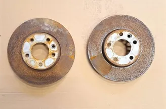 VOLKSWAGEN Touareg 1 generation (2002-2010) Disque de frein avant gauche 34048316