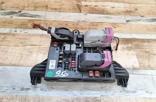 OPEL Insignia A (2008-2016) Boîte à fusibles 13277319,1327731905 33983494