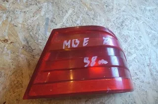 MERCEDES-BENZ E-Class W210 (1995-2002) Feu arrière droit A2108204464 33991277