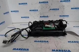 PEUGEOT 5008 1 generation (2009-2016) Système de navigation 96735367ZD,300005558,6593P9 27344869