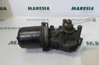 RENAULT Laguna 2 generation (2001-2007) Moteur de mécanisme d'essuie-glace avant 8200317212 27378799