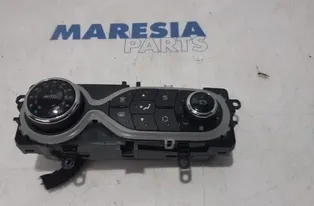 RENAULT Zoe 1 generation (2012-2023) Unité de climatisation E1067090,275100906,E1071159,121203,275107386R 27746607