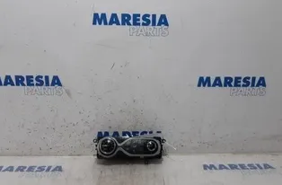 RENAULT Zoe 1 generation (2012-2023) Unité de climatisation 275100906R,E1067090,E1071159E,275107386R 27747857