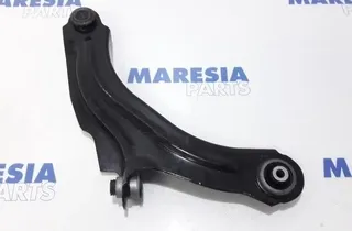 RENAULT Clio 4 generation (2012-2020) Fourche droite avant gauche 545050510R,545055711R,545050399R 27771521