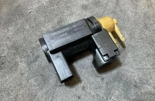 VOLVO XC60 1 generation (2008-2017) Électrovanne 31339808,70466400 33803956