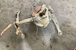 AUDI Q5 8R (2008-2017) Moyeu De Roue Avant Droit 33810185