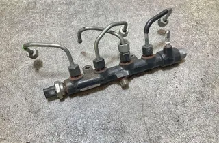 OPEL Combo E (2018-2023) Rampe de carburant 9821399680,28497Z01 33811053