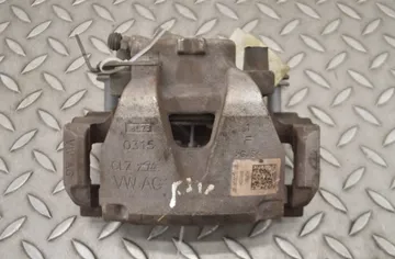 AUDI A4 B9/8W (2015-2024) Étrier de frein avant gauche 8W05DH 14945299