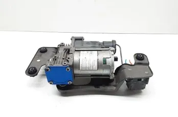BMW X5 E70 (2006-2013) Compresseur de suspension 6775479 33630907