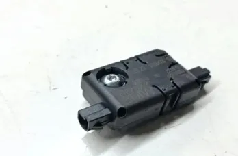 BMW 5 Series F10/F11 (2009-2017) Amplificateur d'antenne du couvercle de coffre 9185474 33646810