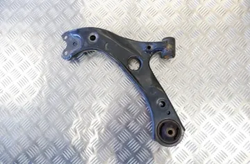 TOYOTA Prius 4 generation (XW50) (2015-2023) Bras avant gauche 48069-47060 11295446