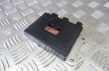 LEXUS IS XE30 (2013-2024) Calculateur d'injecteurs de carburant 89871-30050 25841621