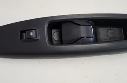 FIAT Doblo 2 generation (2009-2024) Poignée d'ouverture de porte intérieure avant droite 735484916 27352539