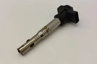 AUDI A4 B8/8K (2011-2016) Fil d'allumage haute tension (fil de bougie) 07K905715D 34452684