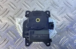 LEXUS CT 1 generation (2010-2024) Actionneur de moteur de volet de chauffage intérieur 0638000172 34609149