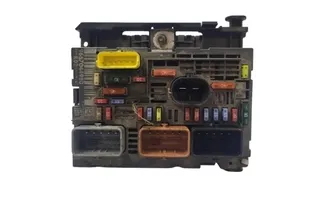 CITROËN C5 2 generation (2008-2017) Boîte à fusibles 9667044980 27883472