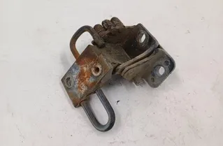 AUDI A6 C5/4B (1997-2004) Charnière De Porte Avant Droite 4B0831411A 27166384