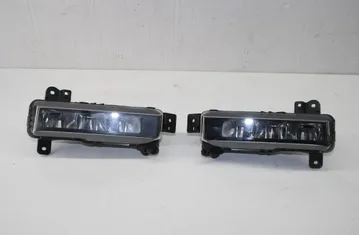 BMW 3 Series G20/G21/G28 (2018-2024) Ensemble de phares antibrouillard avant 8089525,8089526 35652754