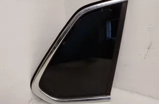 VOLKSWAGEN Tiguan 2 generation (2016-2024) Lunette arrière droite 5NA845042P 32758240