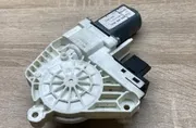 AUDI A6 C4/4A (1994-1997) Moteur de lève-vitre de porte avant gauche 4F0959802C 34456907