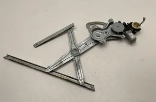 TOYOTA Corolla Verso 1 generation (2001-2009) Lève-vitre de porte arrière droite 91565510,857100F030 34102687