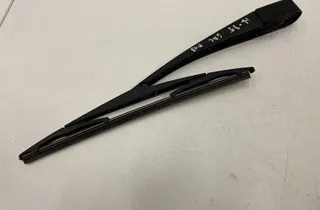 HYUNDAI ix35 1 generation (2009-2015) Essuie-glace arrière 34097419