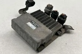 TOYOTA Avensis 2 generation (2002-2009) Calculateur d'injecteurs de carburant 8987120070,1310001371 34113554