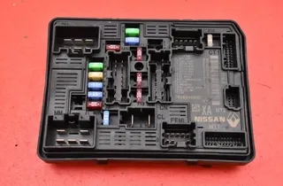 RENAULT Zoe 1 generation (2012-2023) Boîte à fusibles 284B64086R 34800827