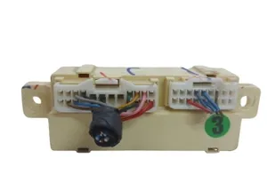 HYUNDAI i40 VF (1 generation) (2011-2020) Calculateur de verrouillage centralisé 919402H130 30151159