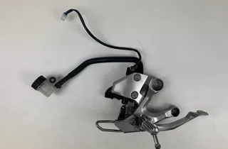 YAMAHA XSR Ensemble de suspension de repose-pieds du côté droit 14B258940000,56P2583V0000,1RC274430000,3XV274610200,1RC272000000 27938808