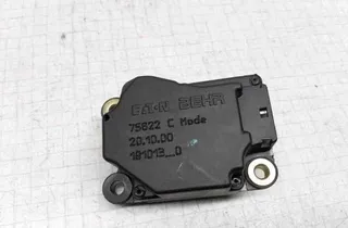 VOLVO V70 2 generation (2000-2008) Actionneur de moteur de volet de chauffage intérieur 1910130,75622C 32503742