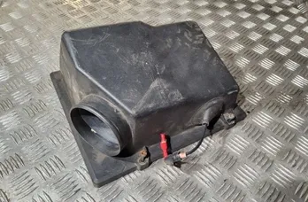 AUDI A8 D2/4D (1994-2002) Partie supérieure du boîtier du filtre à air 078133837M,077129620A 35831774